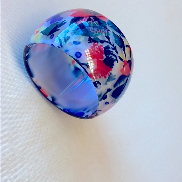 Jewelry - 80’s Large Floral Plastic Arm Bangle | Bracelet